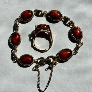 Sarah Coventry goldtone cabochon glass bracelet and ring set